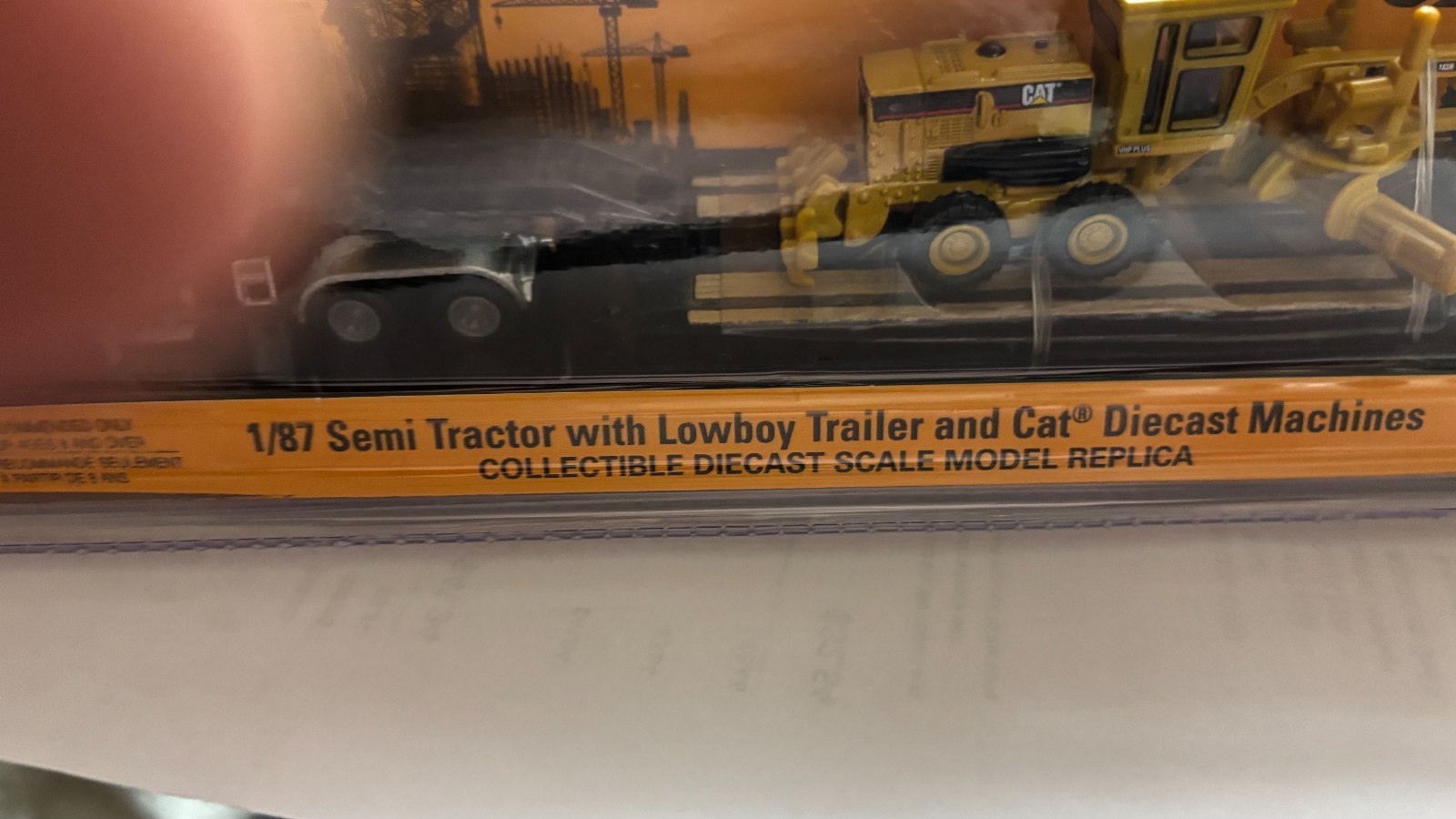1/87 DIECAST MASTER SEMI LOWBOY CAT 163H MOTOR GRADER # B 625
