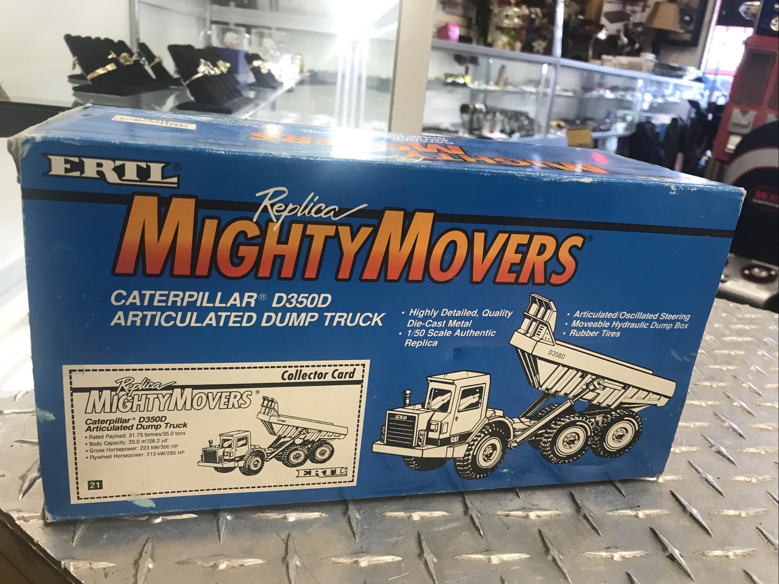 ERTL MIGHTY MOVERS REPLICA 1/50 SCALE CATERPILLAR D350D ARTICULATED DUMP TRUCK