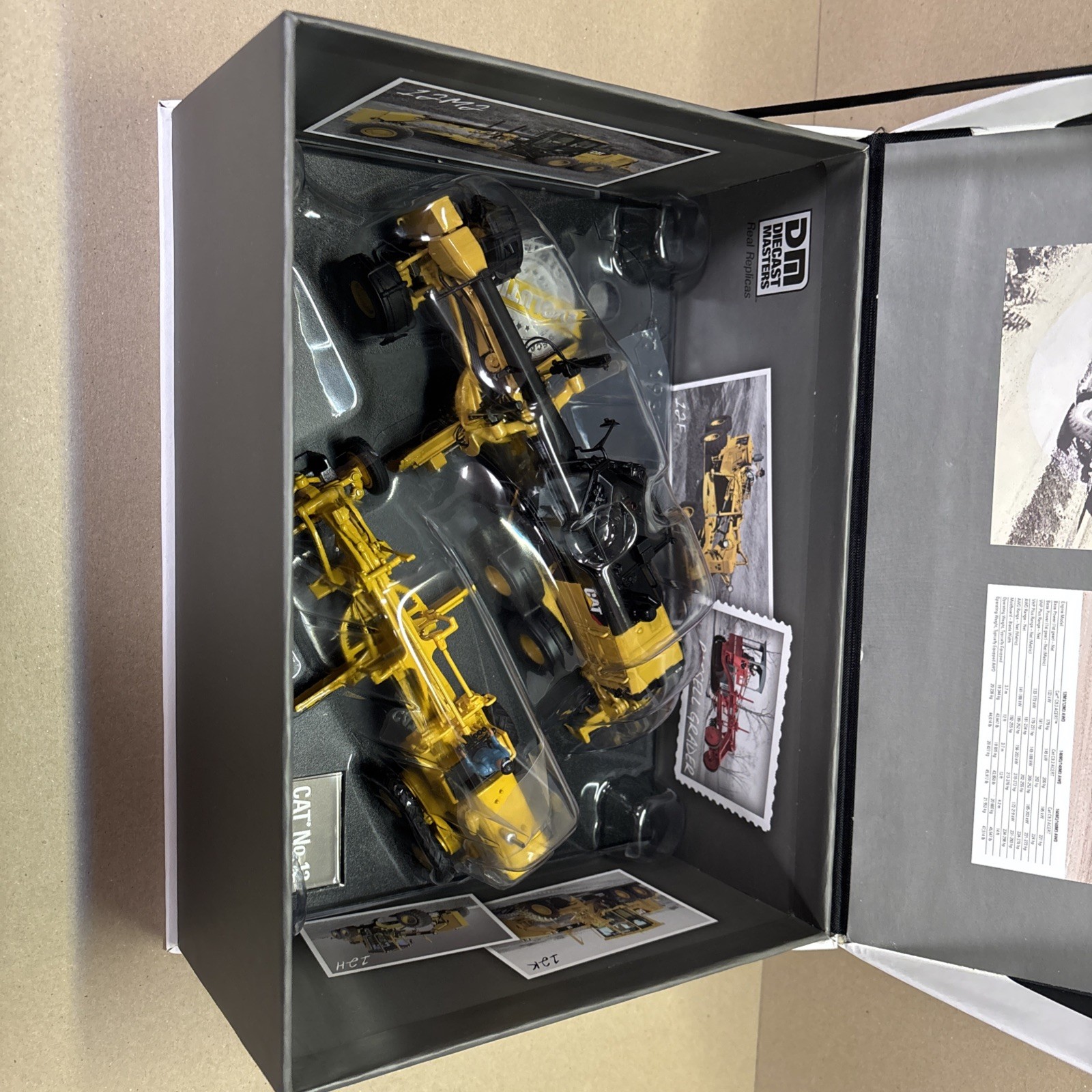 DIECAST MASTERS CAT NO. 12 & 12M3 MOTOR GRADER 2 PC SET 1/50 85560