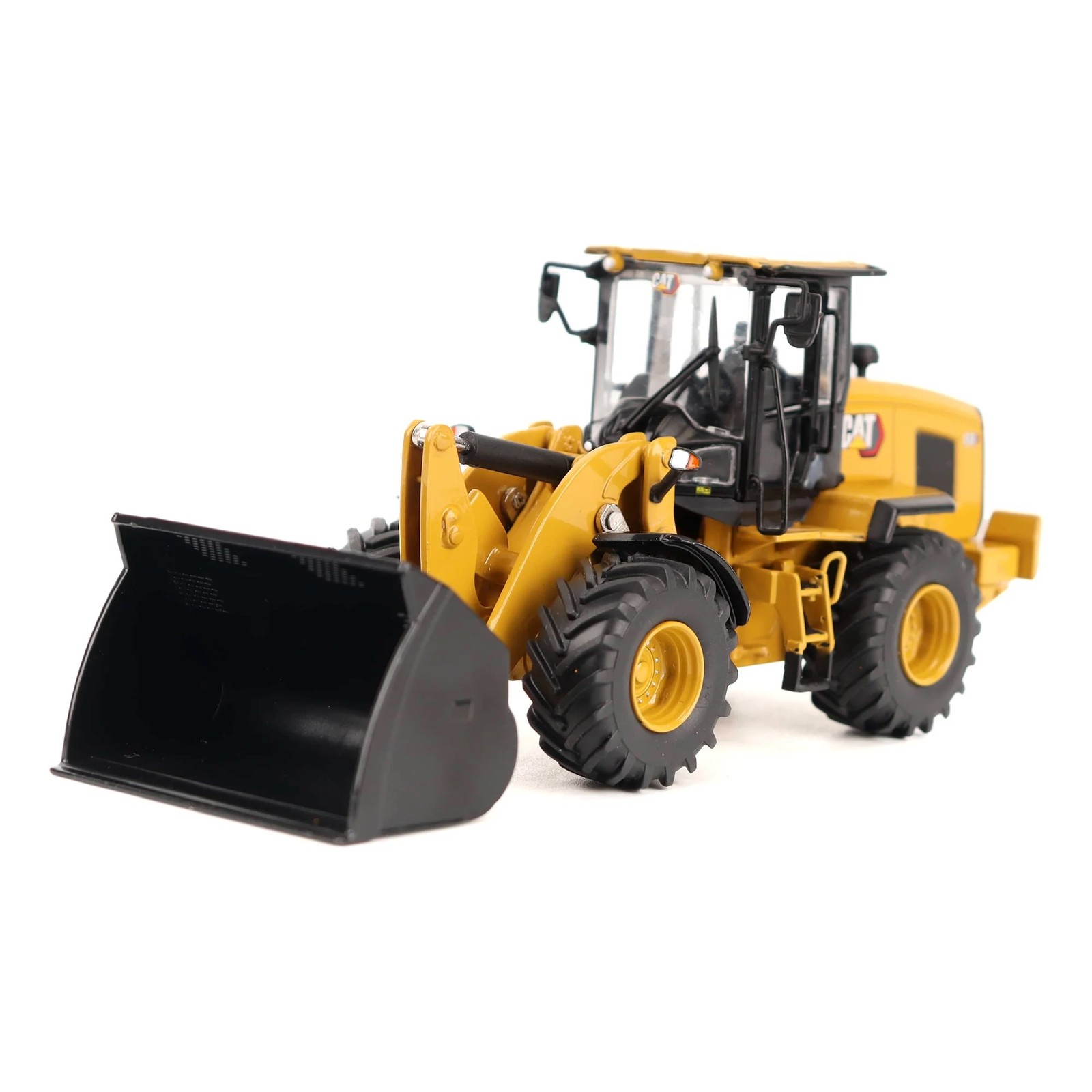 Diecast Masters 85782 Cat 938 Wheel Loader 1/50 Scale Diecast Model