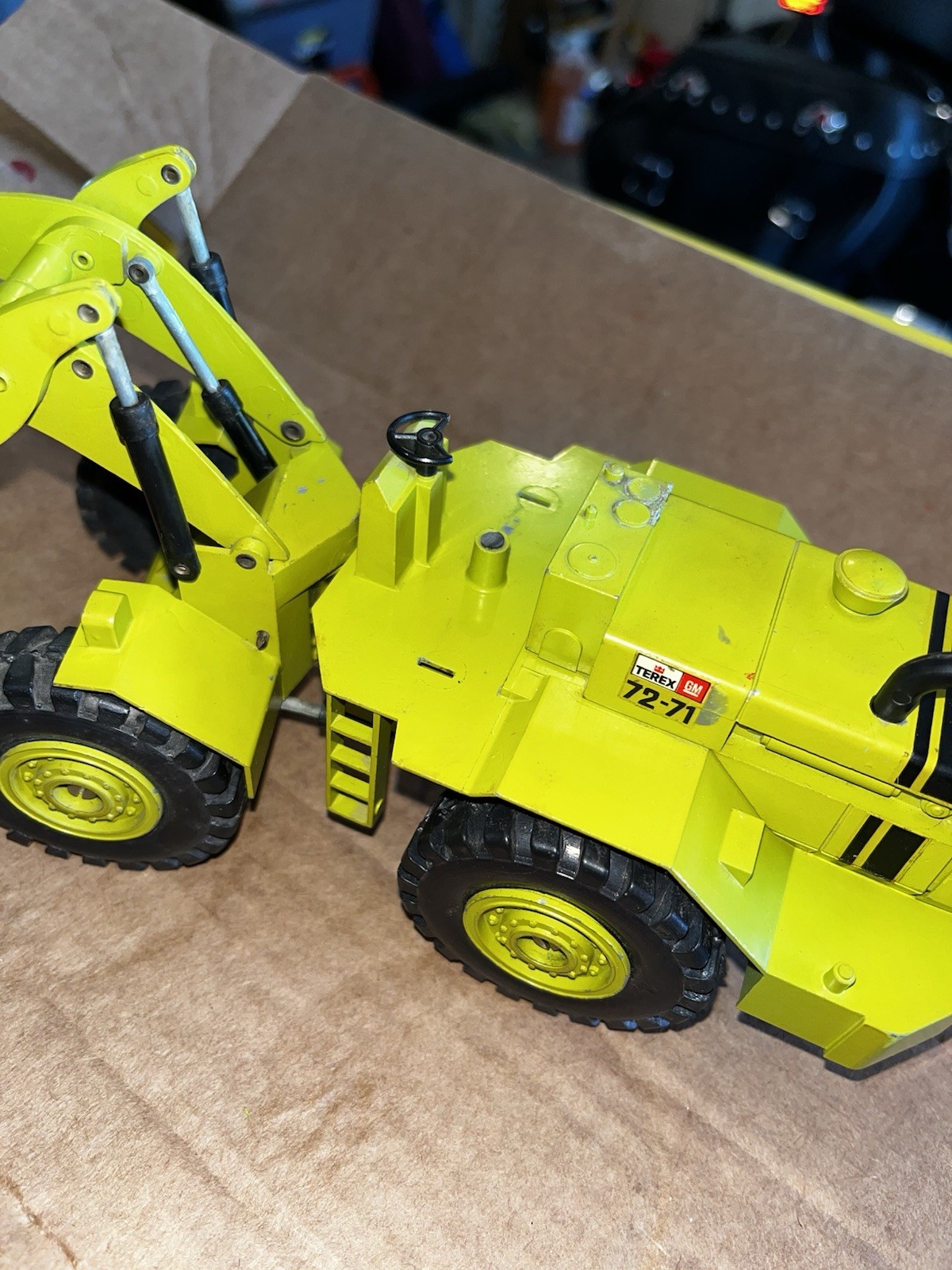 Gescha Terex GM 72-71 1:50 Diecast Articulated Wheel Loader USED Missing Parts