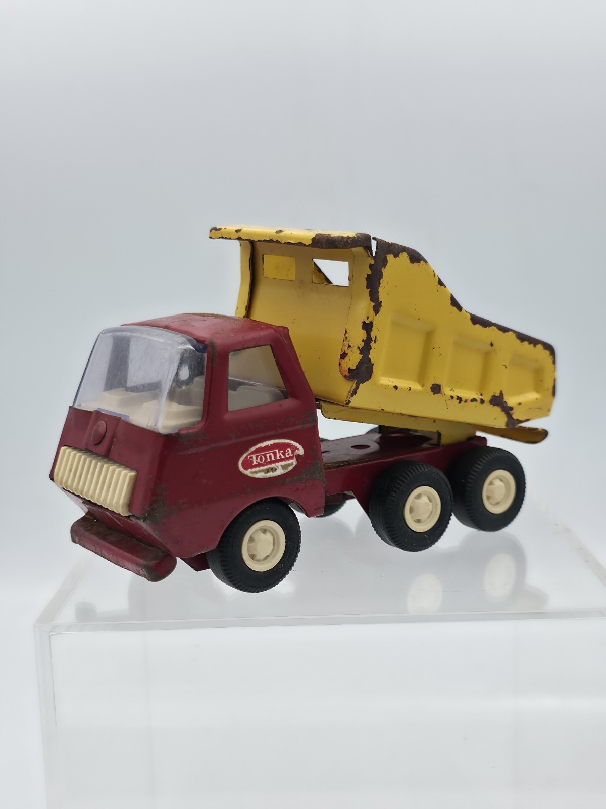 1976-77 Tiny Tonka Dump Truck – Vintage Construction Equipment Pressed Steel Toy
