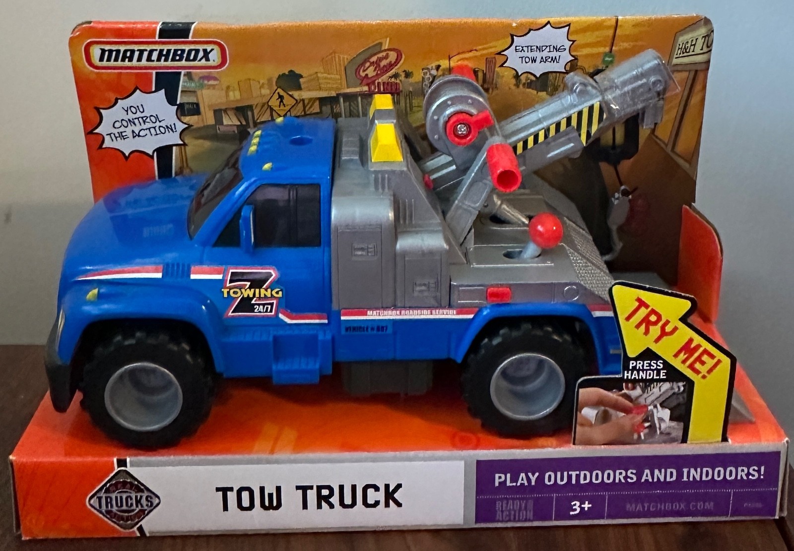 Matchbox Tow Truck 2008 Plastic Indoor Outdoor Play New 2008 Trucks Tow Arm