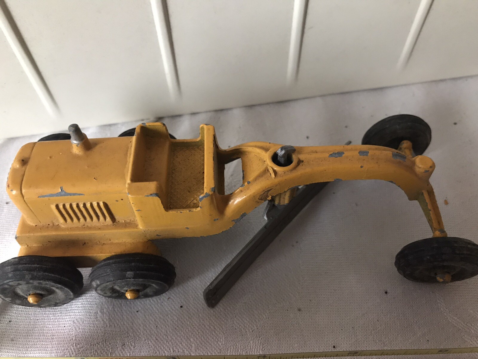 Vintage Tootsie Toy Road Grader