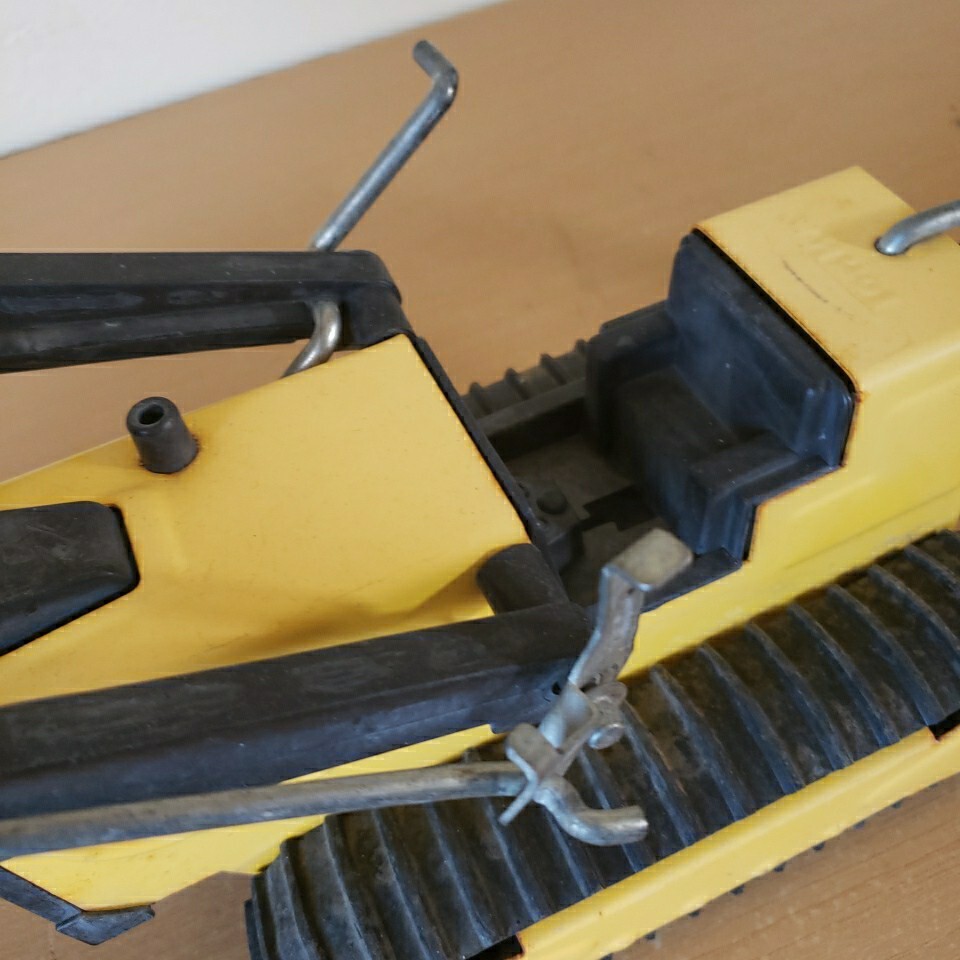 Vintage 1960s 70&rsquo;s Tonka Toy Truck Yellow Metal Backhoe Loader Excavator