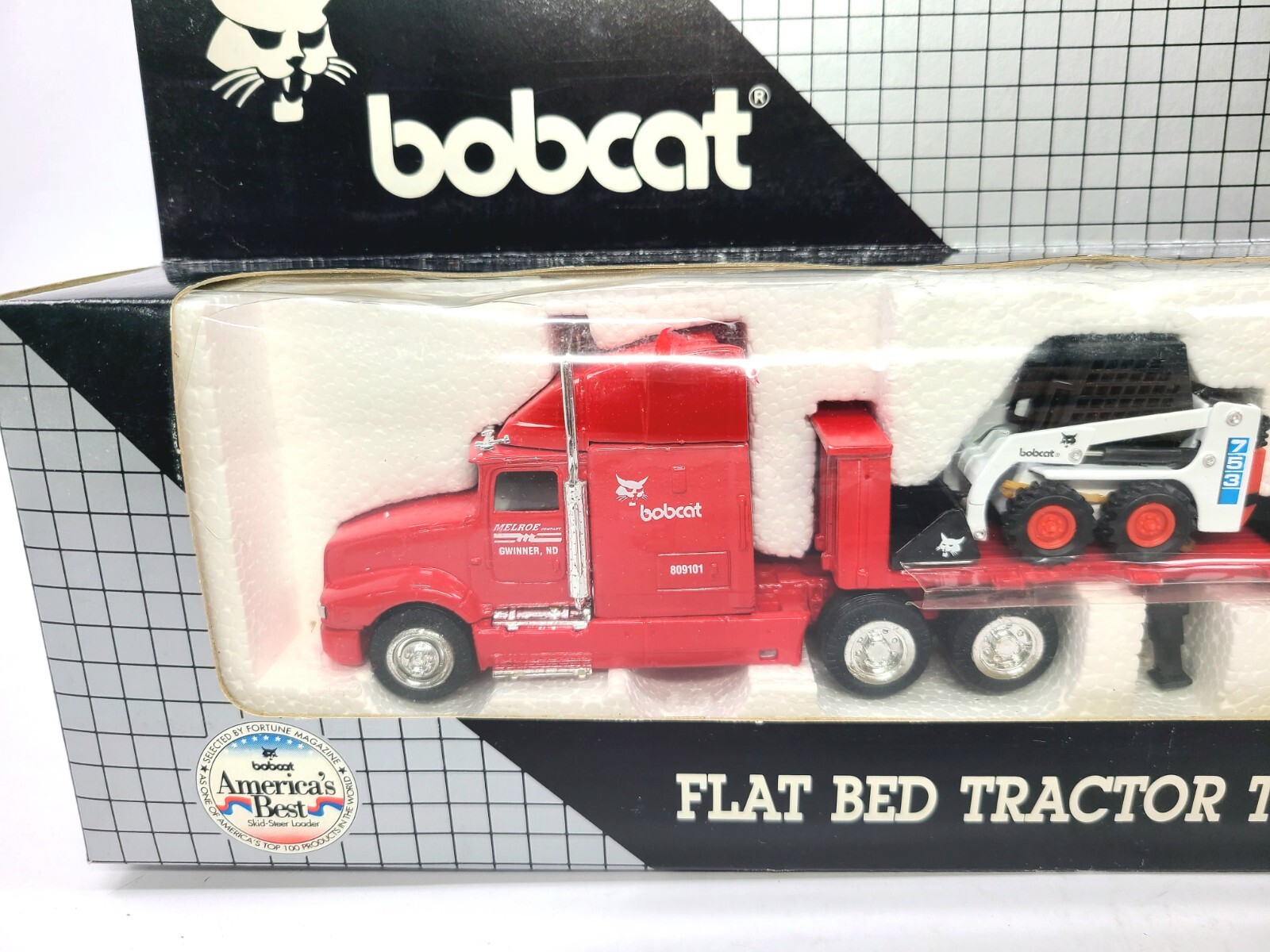 Bobcat Flatbed Tractor Trailer 3 Loaders – K-Line 1:50 Scale Model #6722754 New