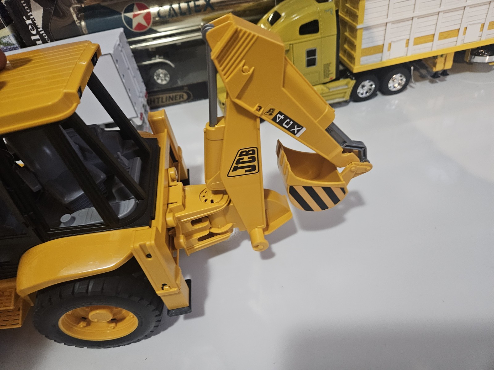 Bruder JCB 4CX Front End Loader Backhoe Plastic Truck Made in Germany