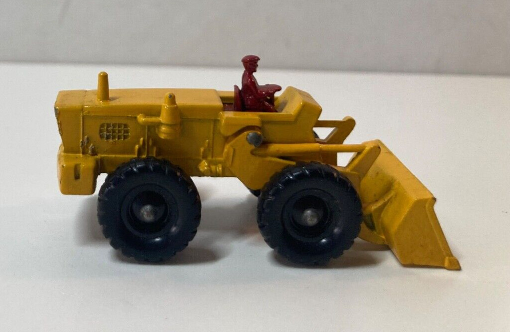 MATCHBOX Lesney AVELING-BARFORD TRACTOR SHOVEL No. 43