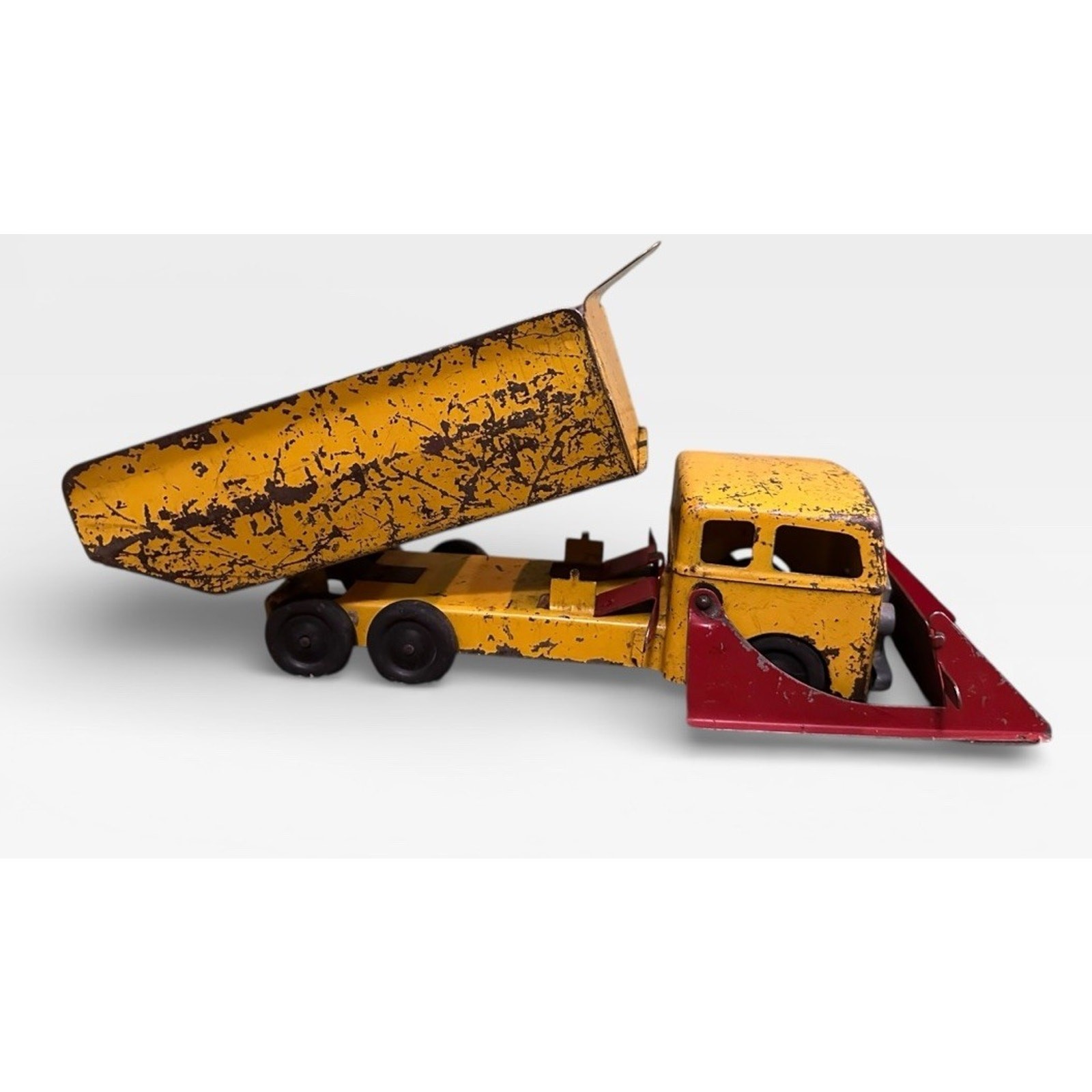 Vtg Roberts Metal Craft Pressed-Steel Dump Truck 40s/50s Original Paint
