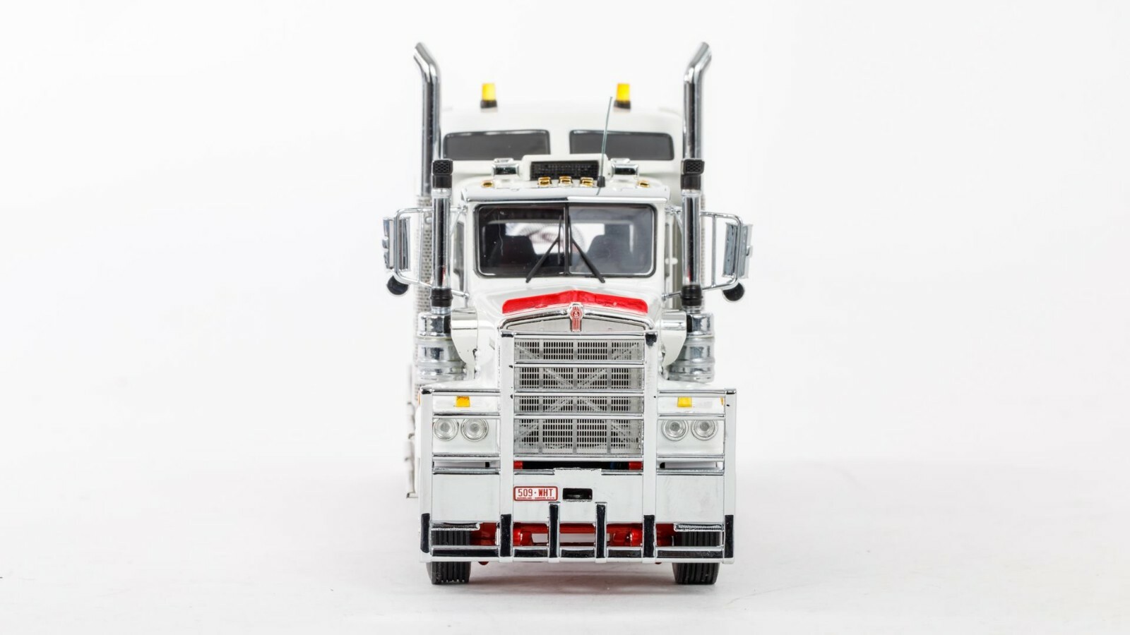 Kenworth C509 Prime Mover Truck – White/Red – Drake 1:50 Scale Model #Z01433 New