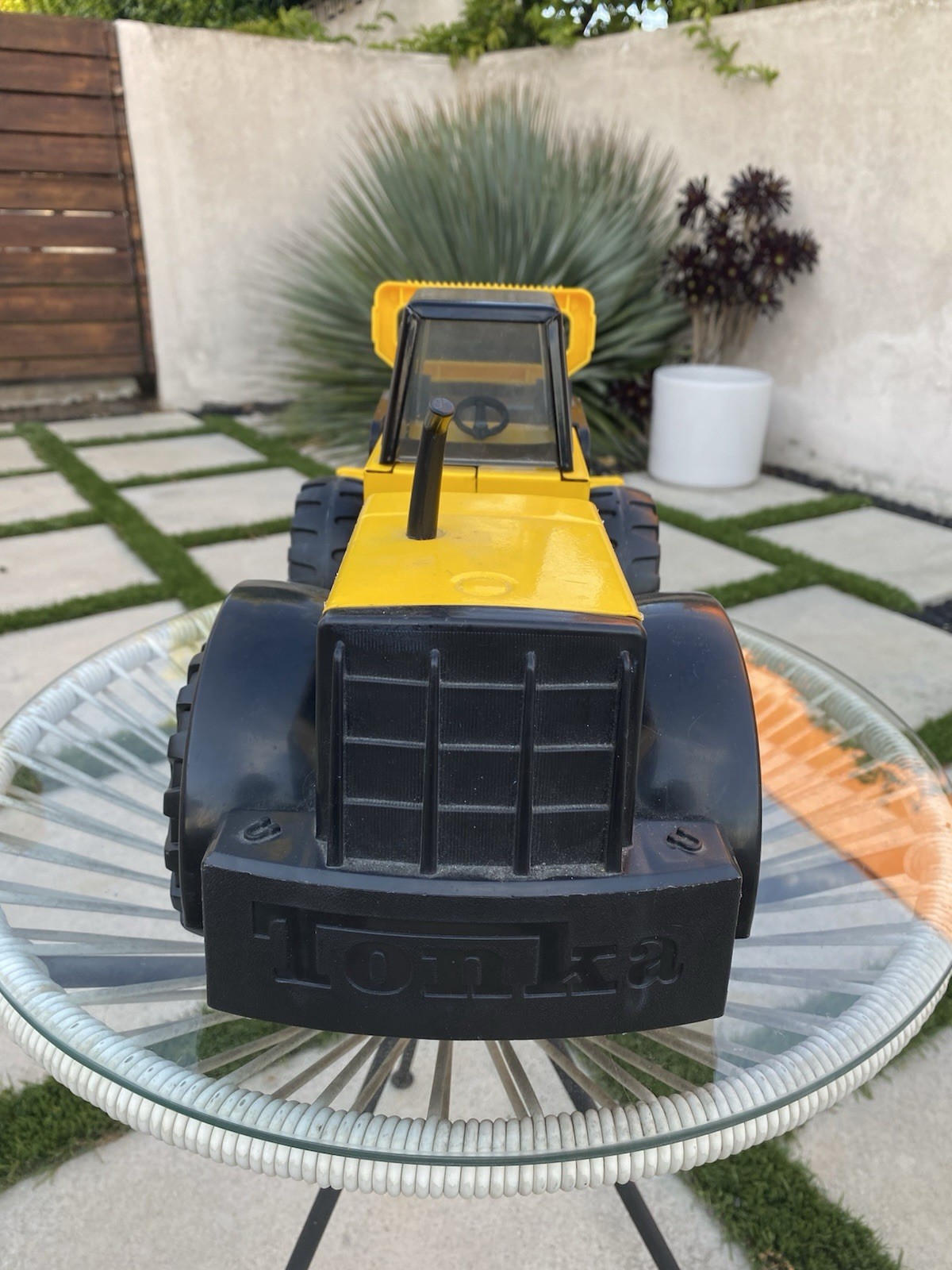 Hasbro Yellow Tonka Front End Loader Excavator 838 Metal Truck Toy 2012