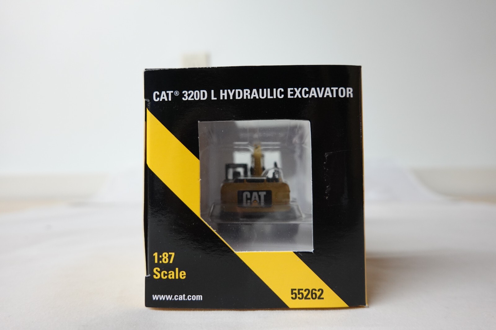 NORSCOT 55262 CAT 320D L HYDRAULIC EXCAVATOR 1:87 SCALE N.I.B