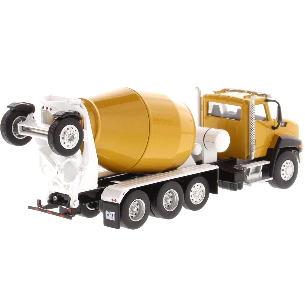 Diecast Masters 85632 Cat CT660 McNeilus Bridgemaster Concrete-Mixer 1/64 Scale