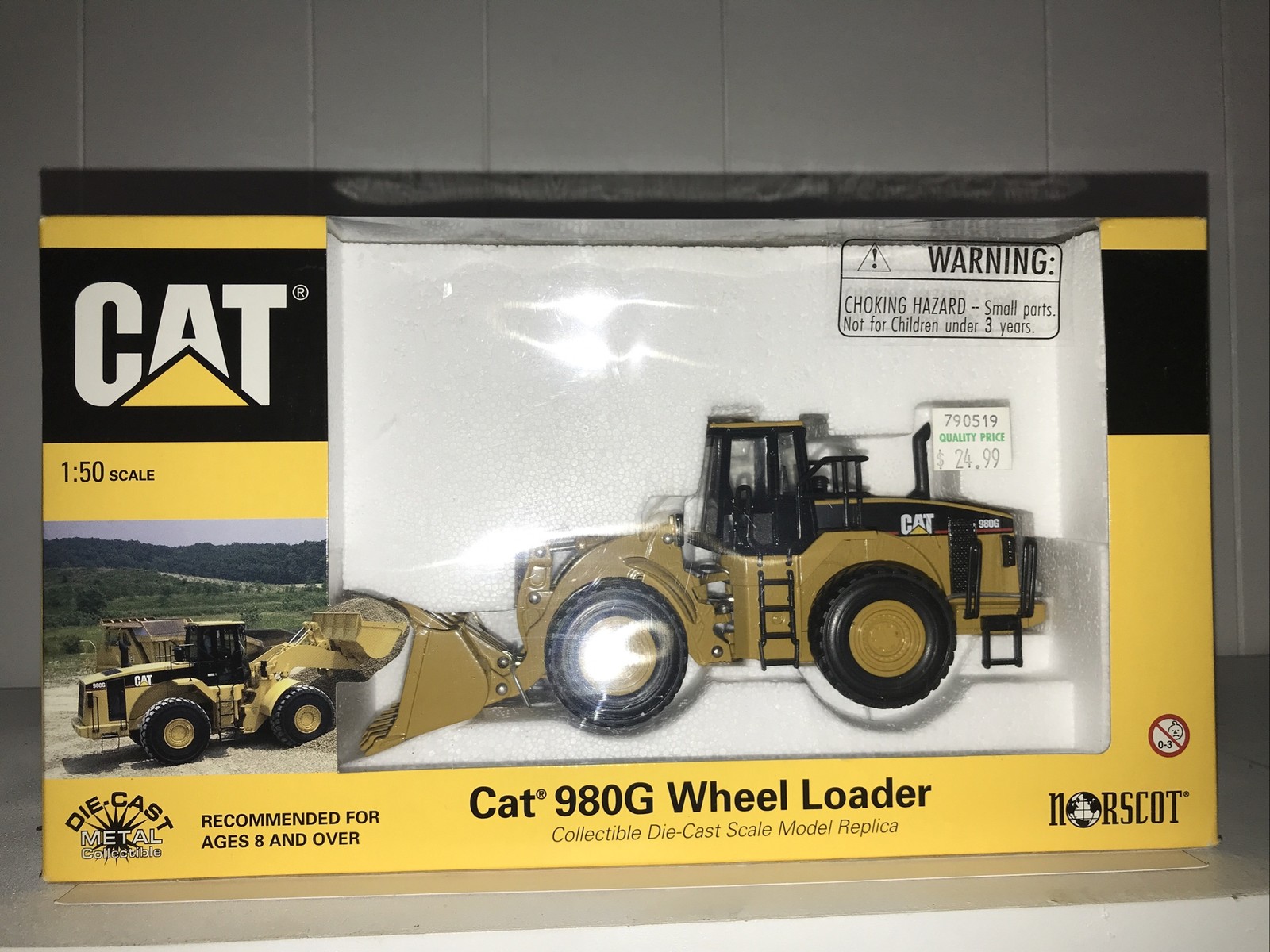 CAT 980G Wheel Loader 1:50 Scale Collectible Die Cast By NORSCOT Model 55027 NIB