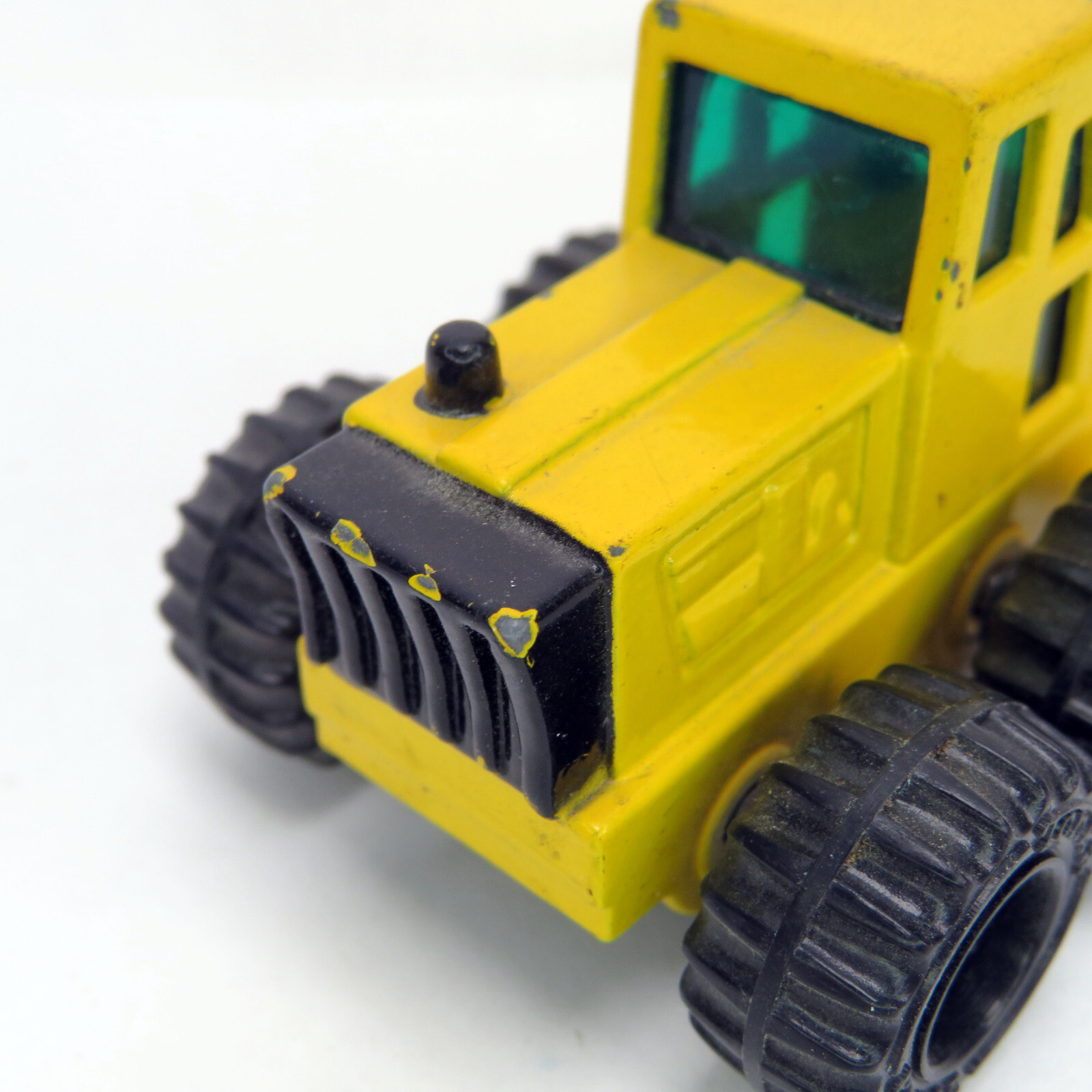 Vintage 1994 Tonka Yellow Road Grader / Earth Mover Construction 3.75&Prime;