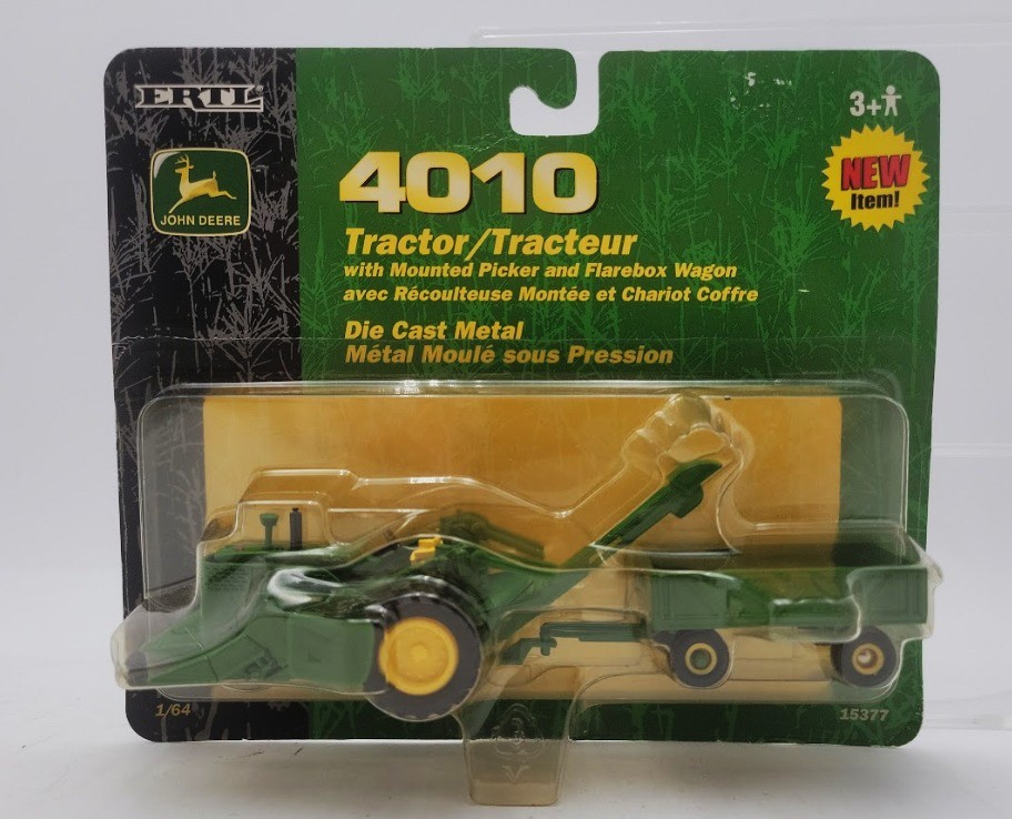 Ertl 15377 1:64 Ertl John Deere 4010 Tractor W/ Mounted Picker & Flarebox Wagon