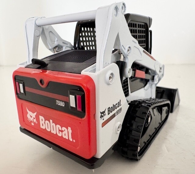 1:25 Bobcat T590 Skid Steer Loader Diecast Model 6989080 By Wan Ho. Last One