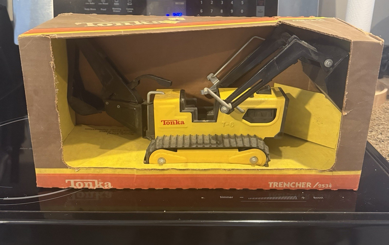 Vintage Tonka T-6 Trencher #2534 w/ Original Box – Rare Construction Toy