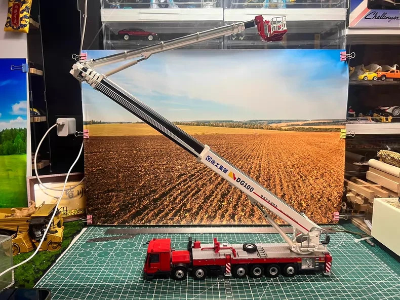 1/50 XCMG DG100 Aerial Platform Fire Diecast Truck Model