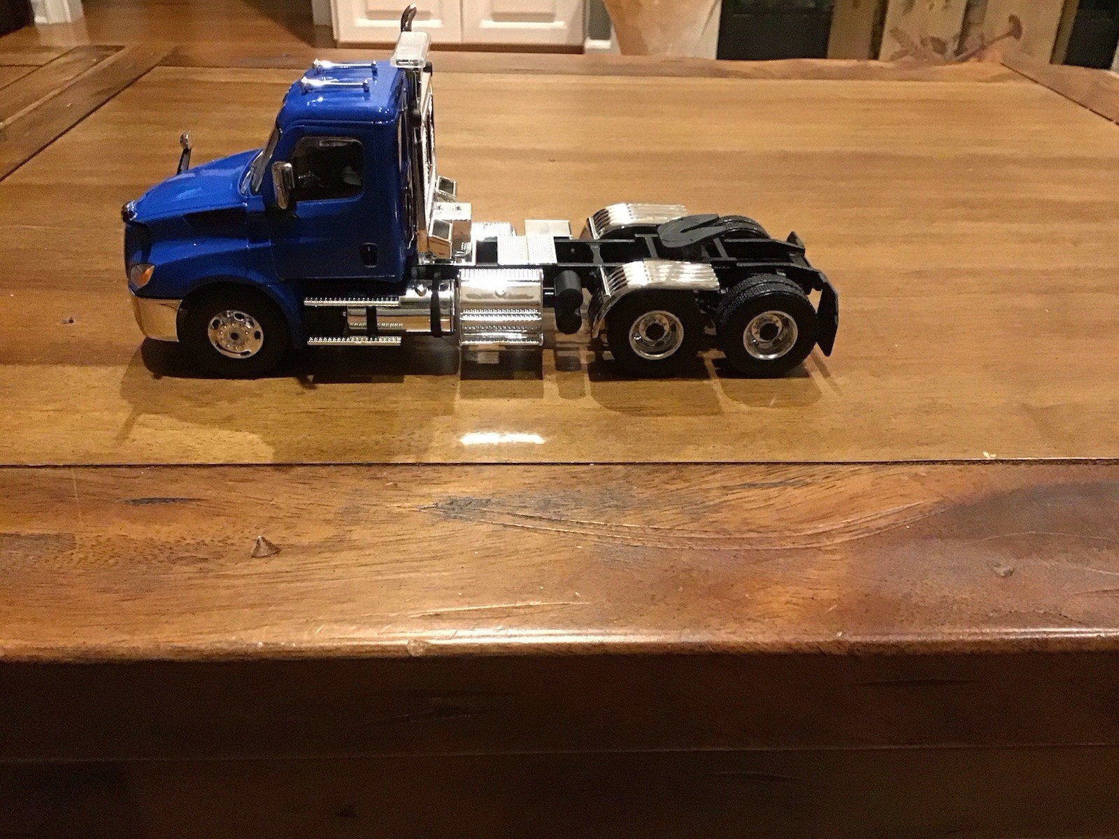 1/34 Scale First Gear Diecast Truck New With Out Box