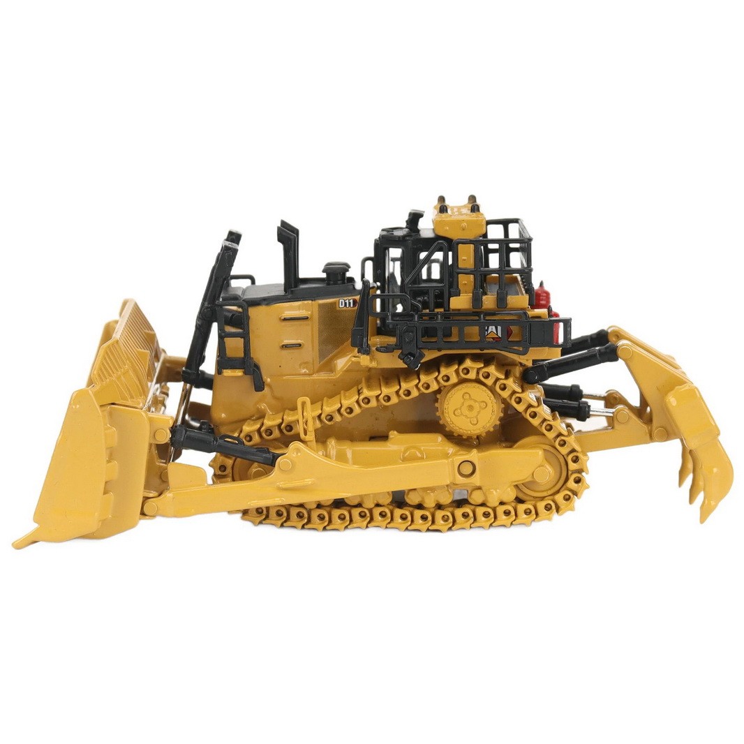 DM 1/87 Cat 395 Next Generation Excavator W/Metal Tracks Diecast Model 85778