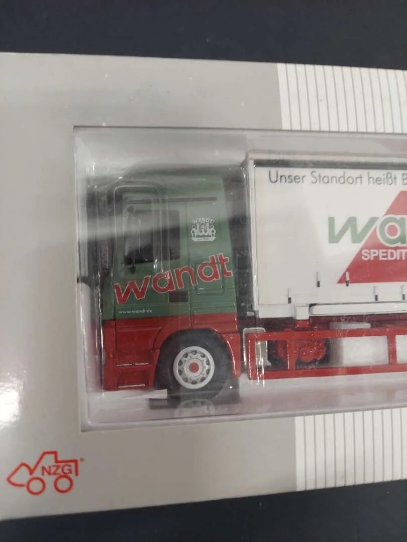 NZG Wandt MAN TGX 4×2 Curtainside Trailer 3 Axle 848-03 1/50 RARE