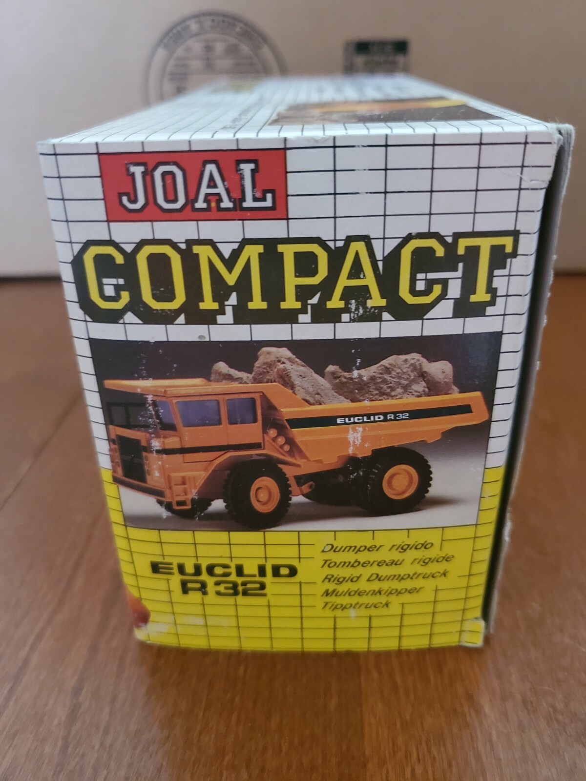 Joal Euclid R32 Ridged Dumptruck 1:50