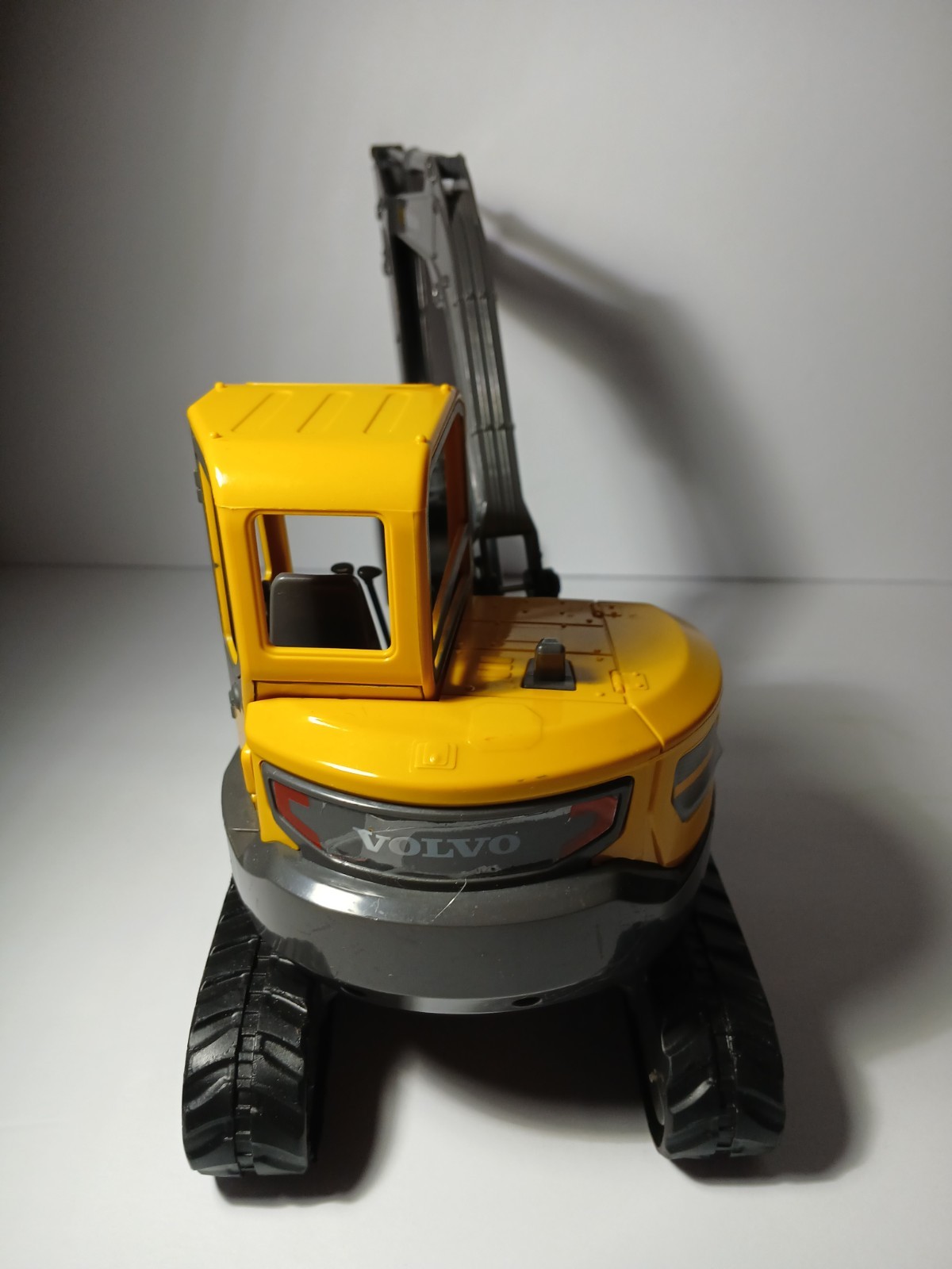 NEWRAY Volvo ECR88D Toy Excavator 1/18 Scale New Ray Loose Detailed Replica GUC