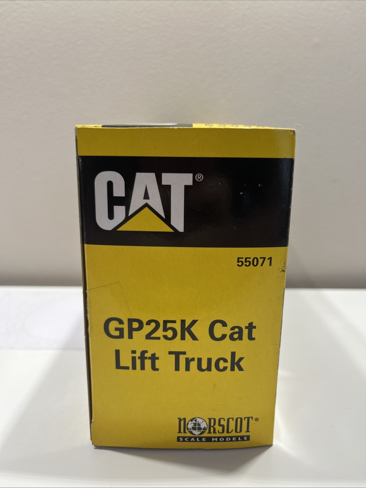 CAT Die Cast Collectable 1:25 Scale GP25K Lift Truck Model Not Mint 55071