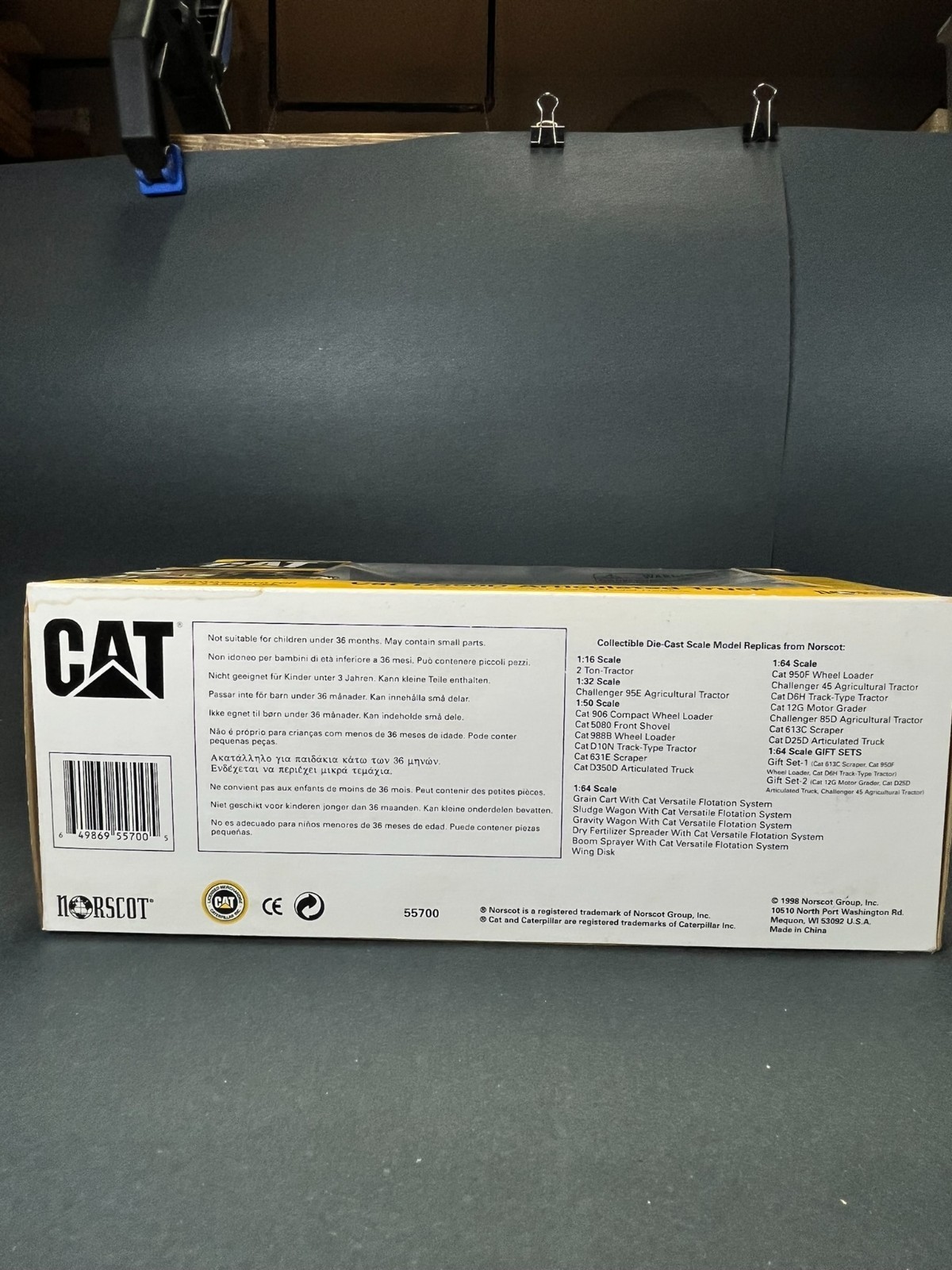 Norscot CAT D350D Articulated Truck 1:50 Die-Cast #55700 Caterpillar 1998 NIB