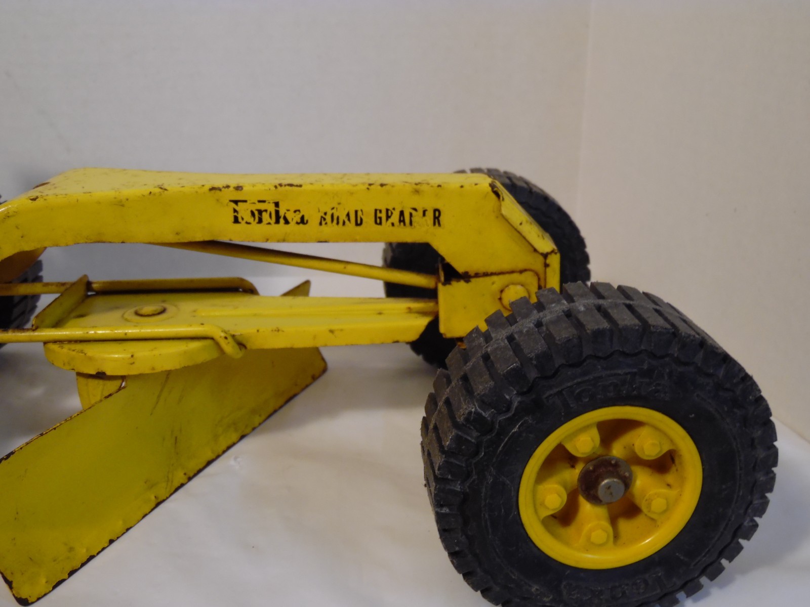 Vintage Yellow Tonka Road Grader