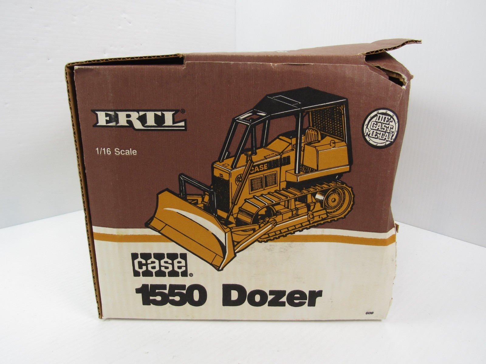 Ertl Case 1550 Dozer 1/16 #608