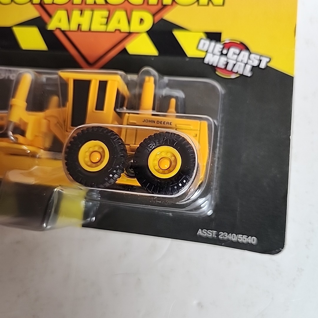New ERTL Road Construction Ahead John Deere 772B Road Grader Die-Cast Metal