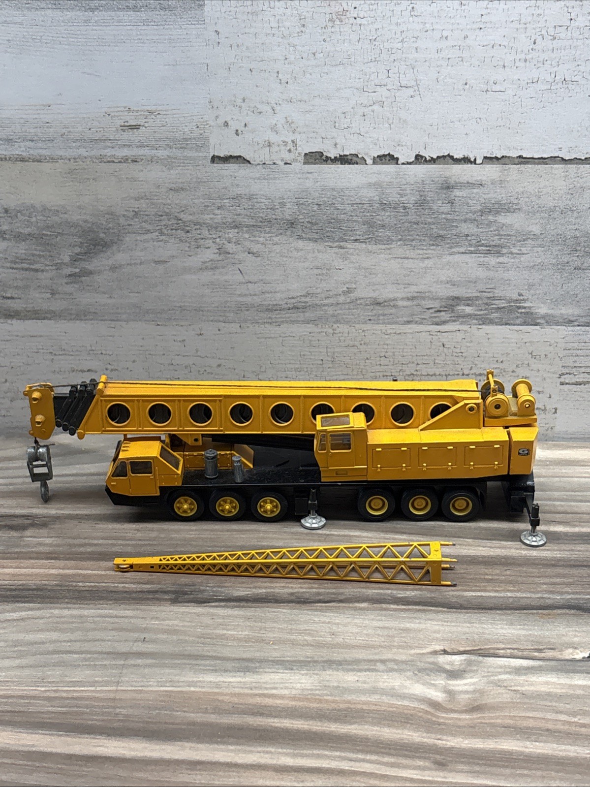 NZG #152 Grove DIE CAST Boom CRANE 1:55 SCALE USED Germany