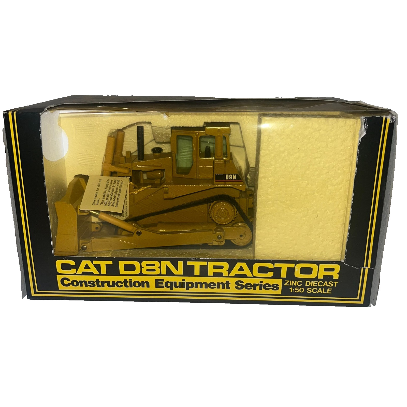 Vintage 1960s Caterpillar CAT D8N Tractor 1:50 Zinc Die-Cast in Package