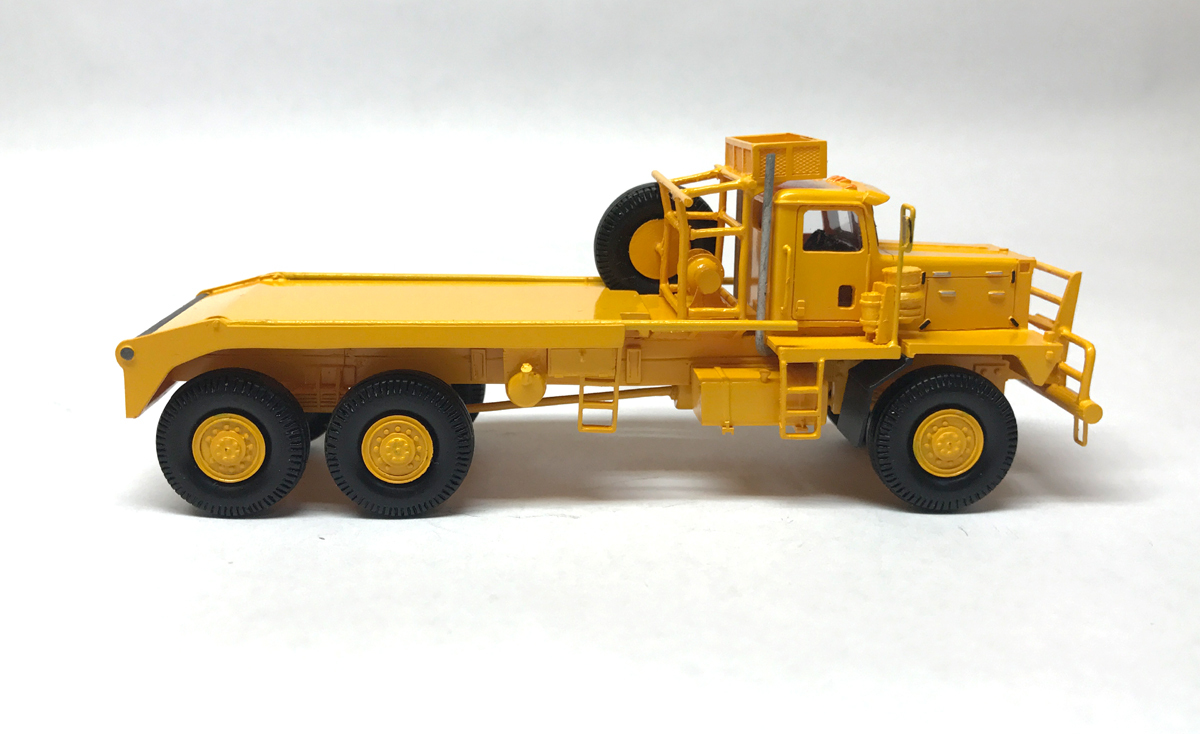 HO 1/87 Pacific P12W « Roughneck » – yellow colour – Ready Made Resin Model