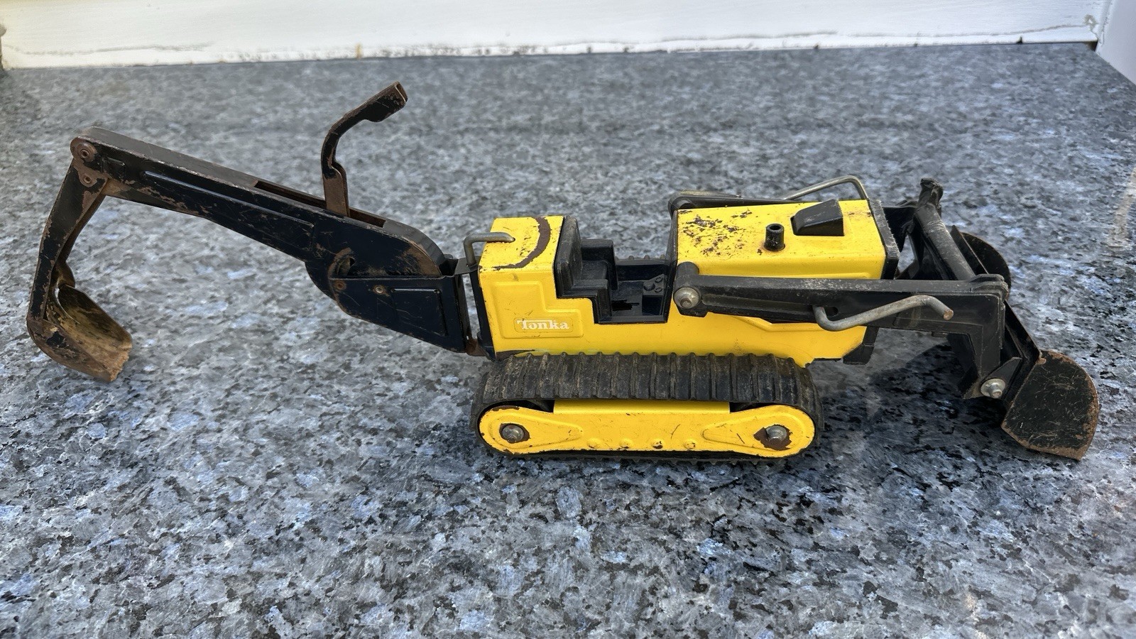 Tonka T-6 Track Front End Loader Backhoe Bulldozer Parts Restoration