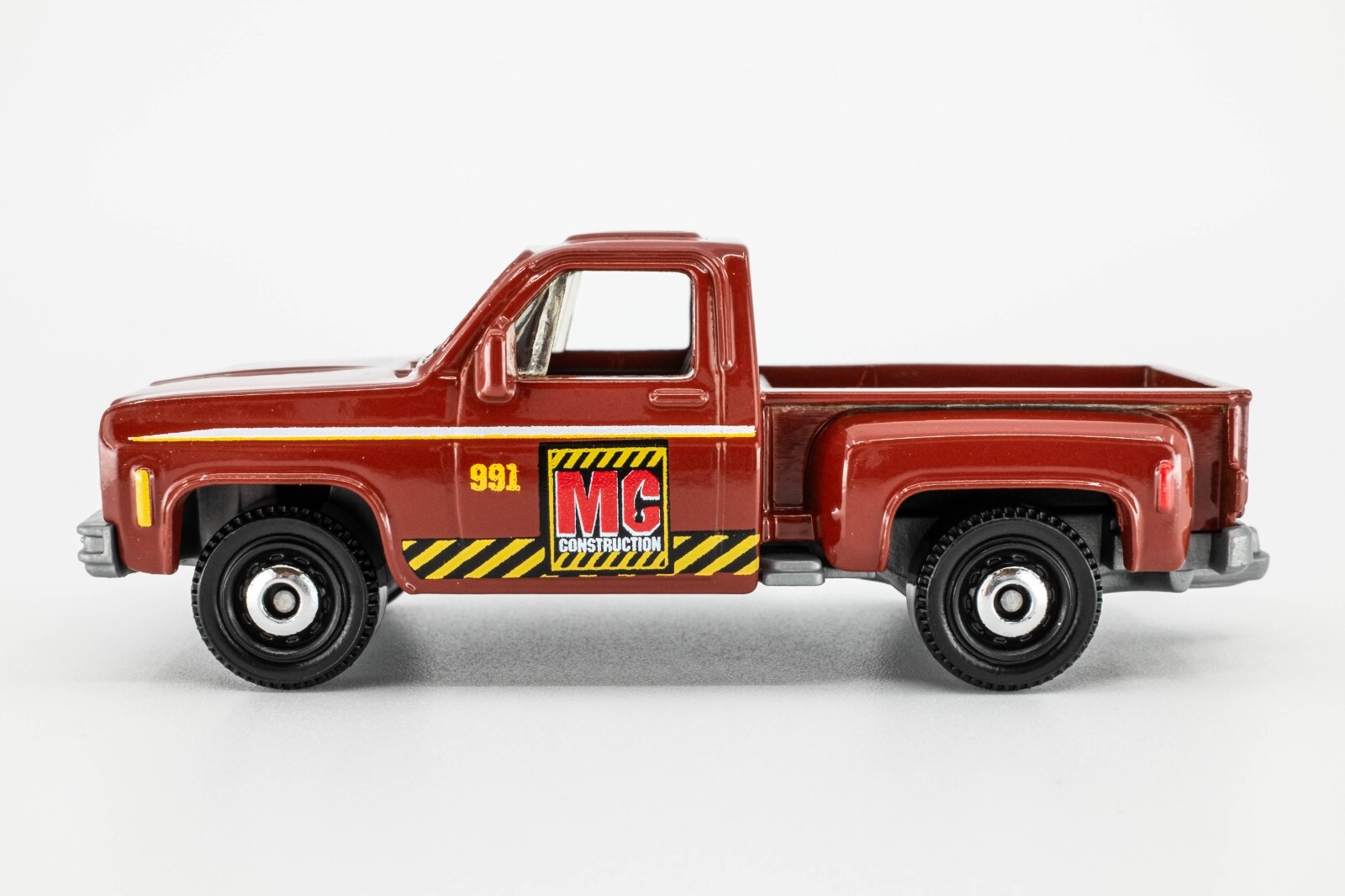 2019 Matchbox « Construction » 1975 Chevy® Stepside™ RUSSET BROWN | MINT