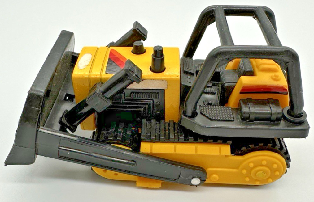 3 Vintage Diecast/Plastic Toy Bulldozers: 2 &rsquo;94 Tonka 1:64 and 1 Remco &rsquo;88 5&Prime;
