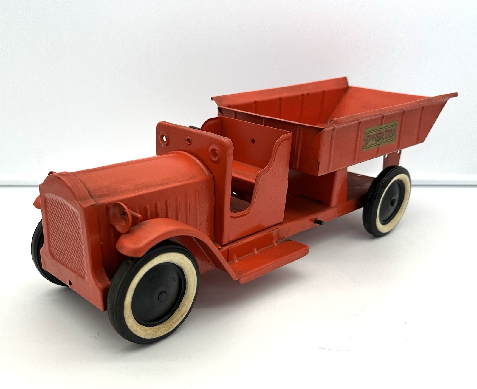 Vtg 1920s Structo Dump Truck / Antique Pressed Steel Toy / Man Cave Garage Decor