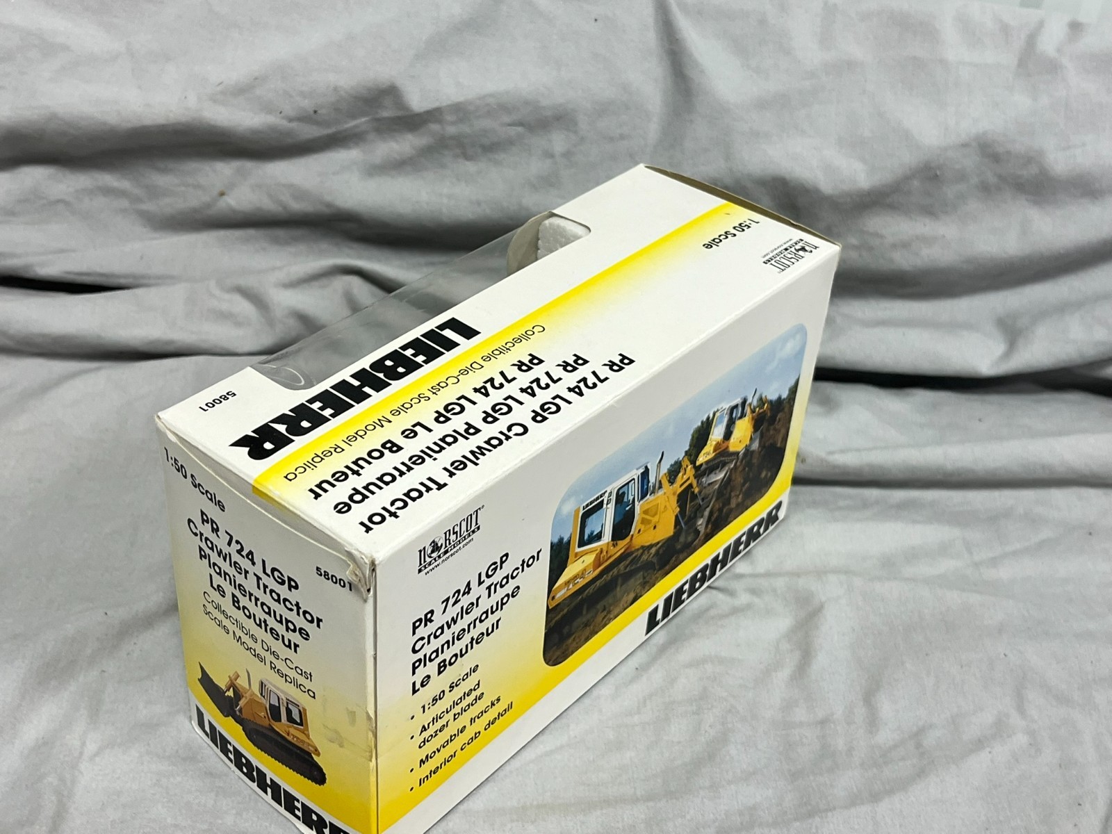 Liebherr Bulldozer PR724 LGP 1:50 NORSCOT Diecast NIB