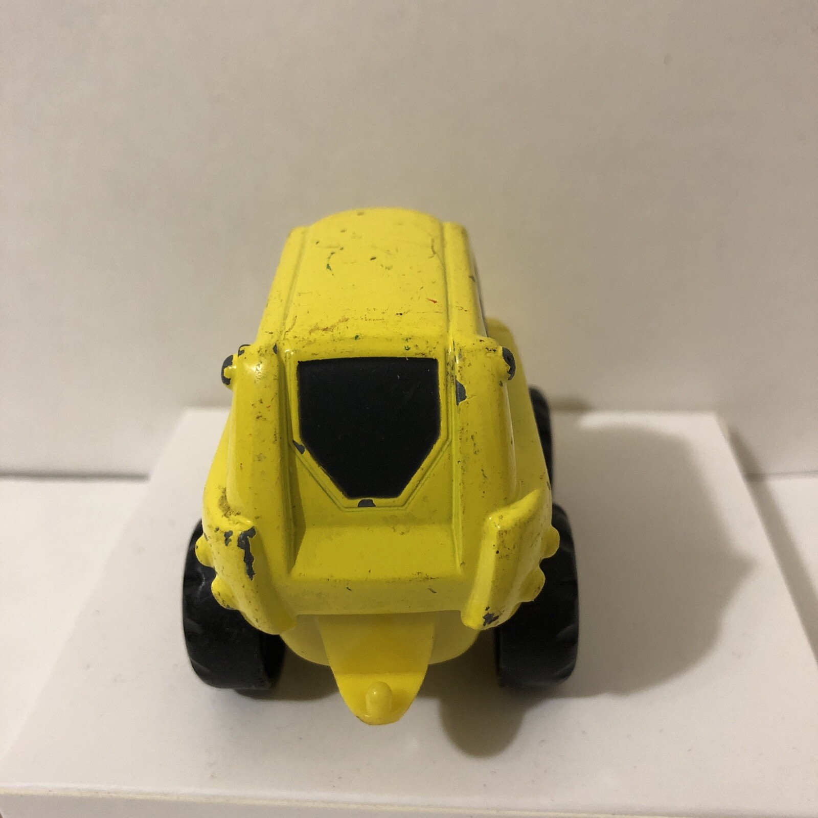 Ertl John Deere Loader Die Cast Toy