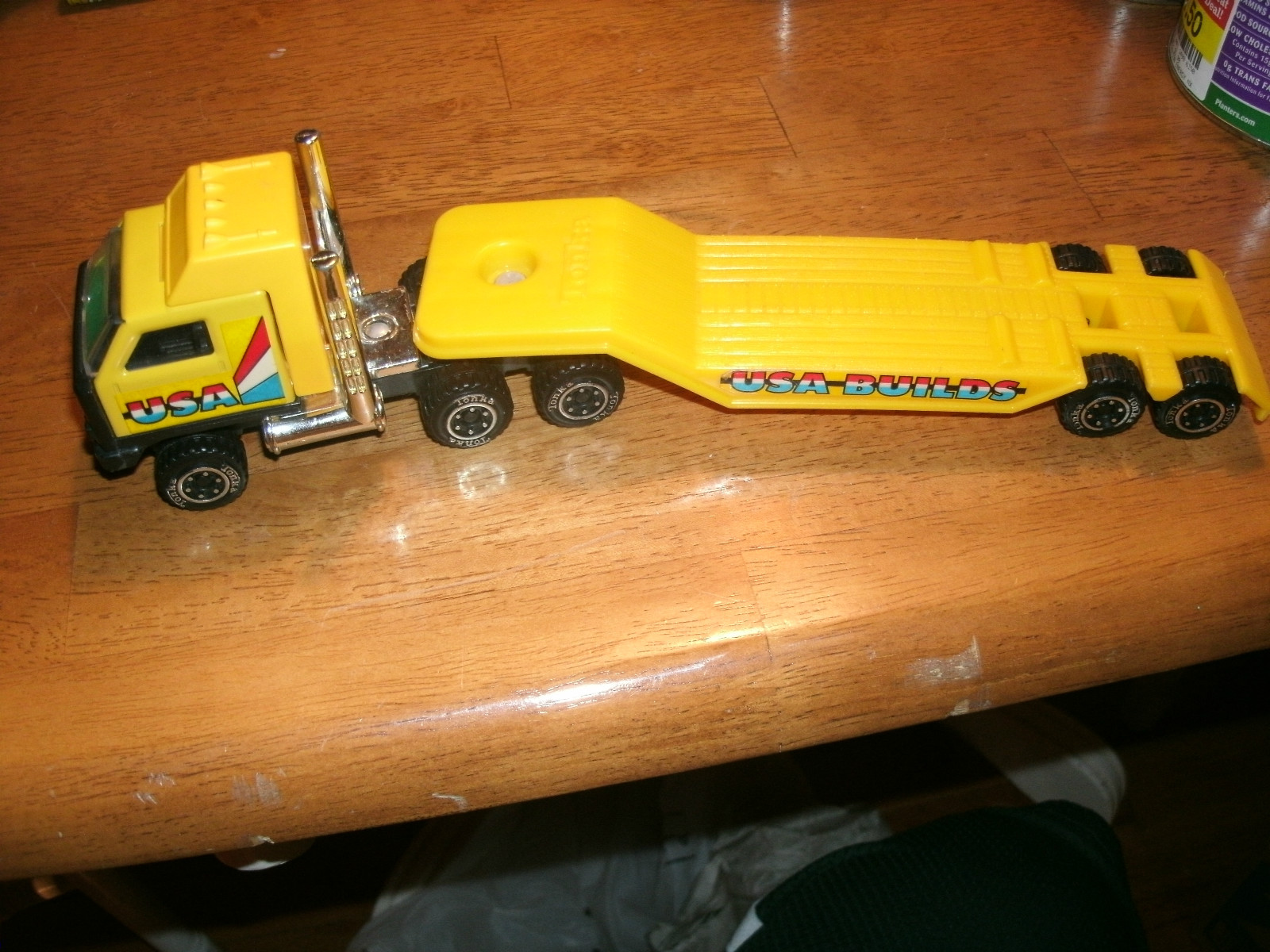 TONKA USA BUILDS YELLOW Tractor and Hauler Trailer – Semi