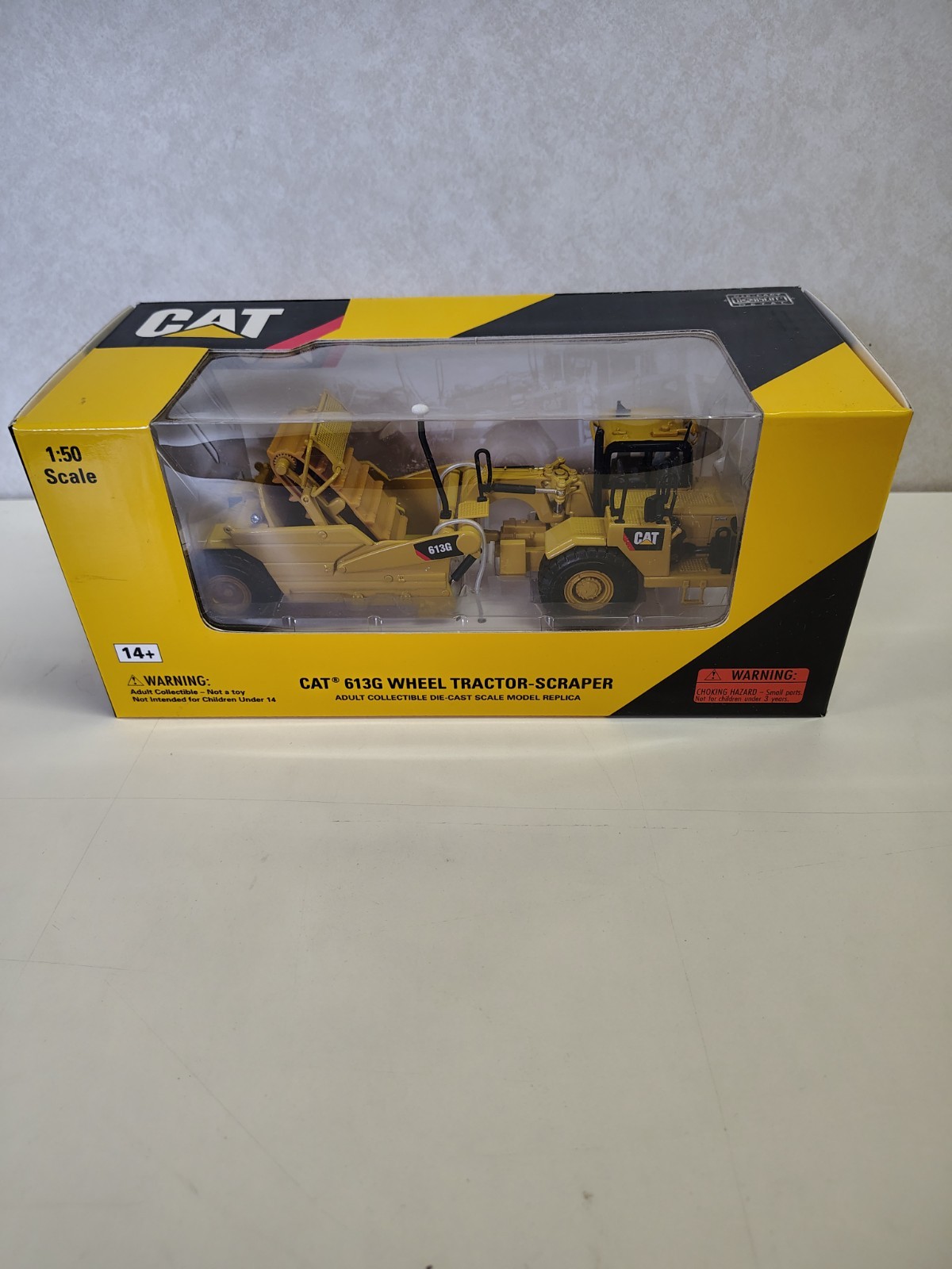 Norscot CAT 613G Wheel Tractor Scraper 1/50 Die Cast