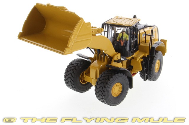Diecast Masters 1:50 982 Wheel Loader