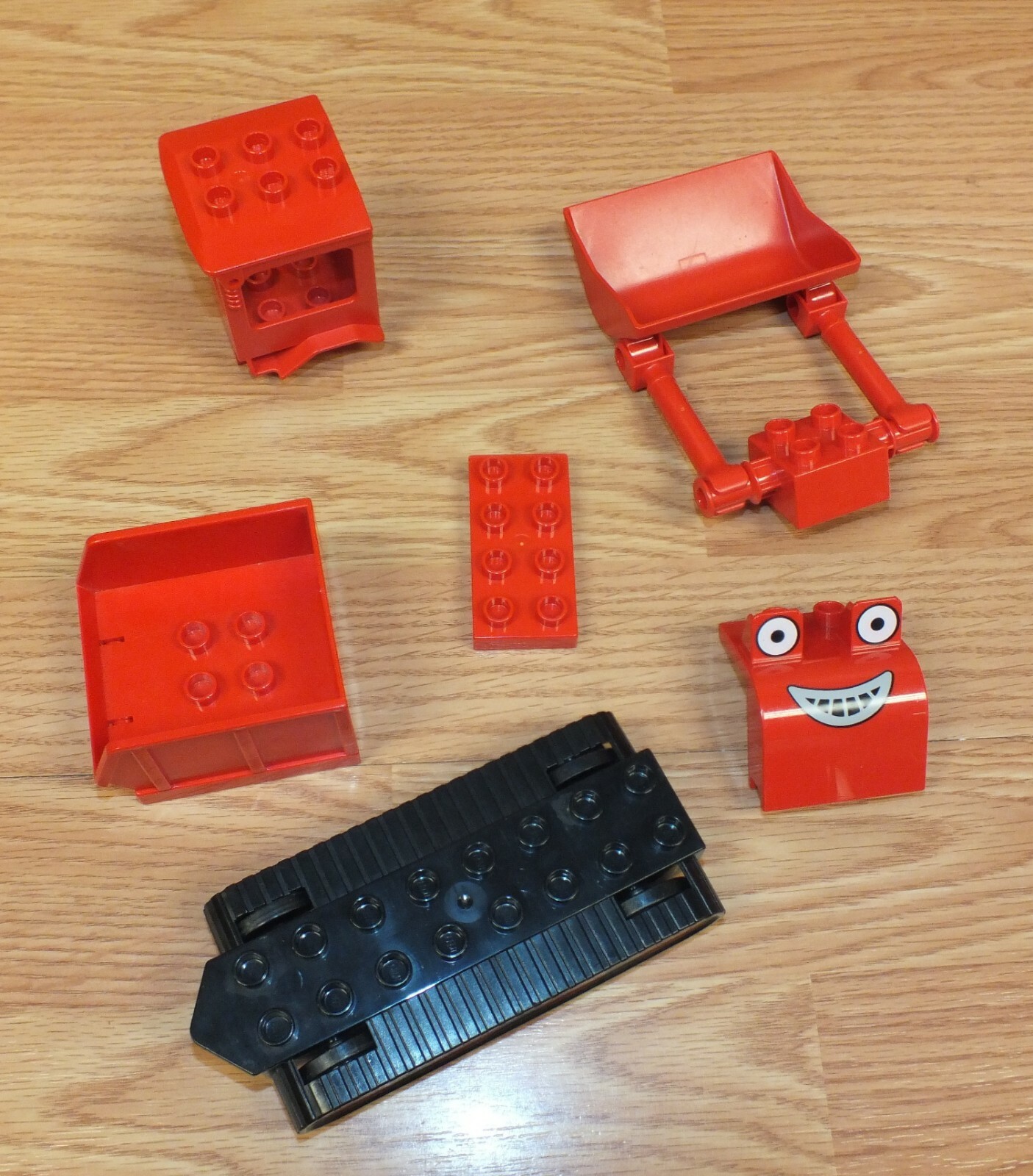 Genuine Lego Group Brick Red & Black Muck Can Do it Bulldozer 6 Piece **READ**