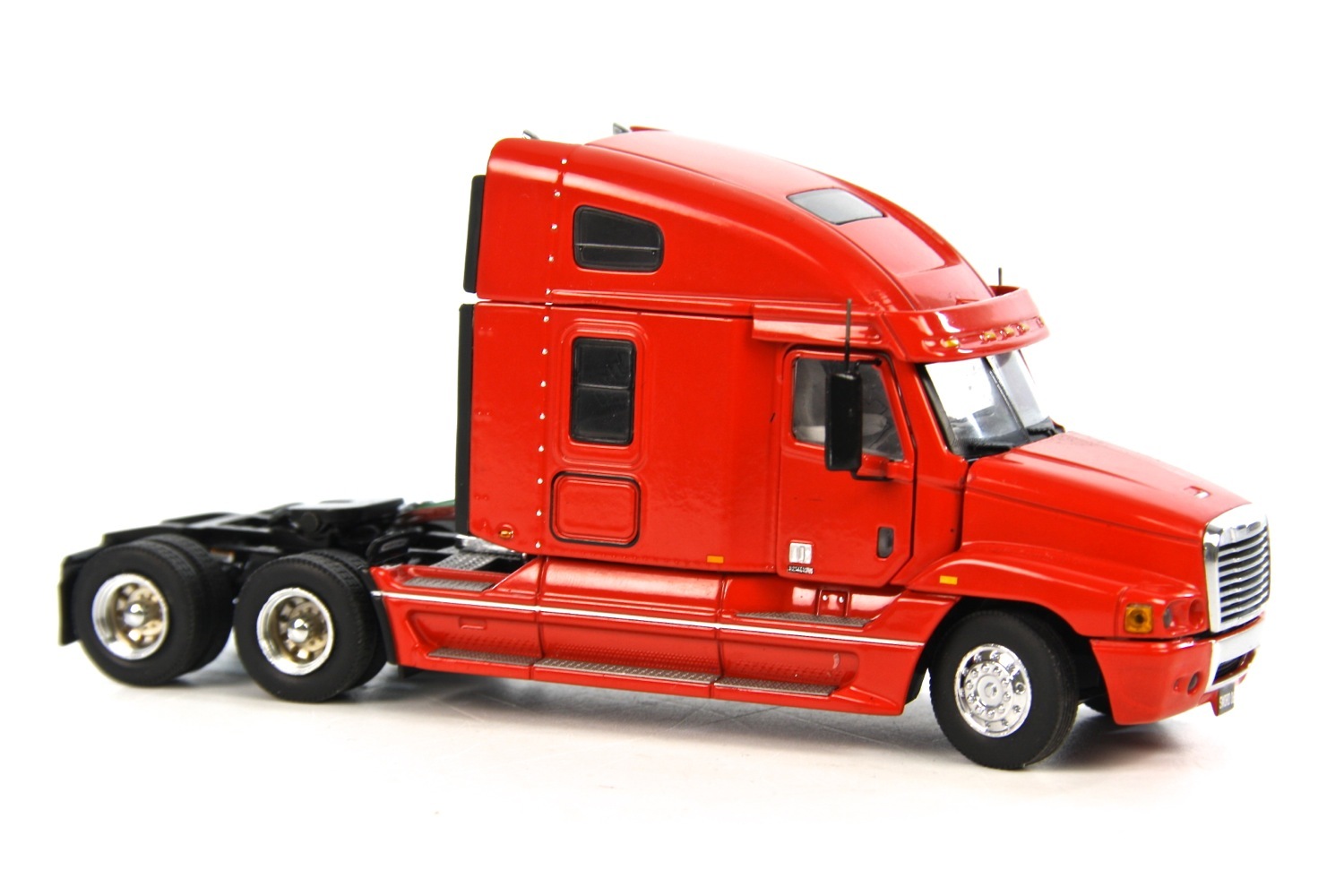 Freightliner Century Tractor w/ East Flat Bed Trailer « RED » 1/50 Sword #SW2062R