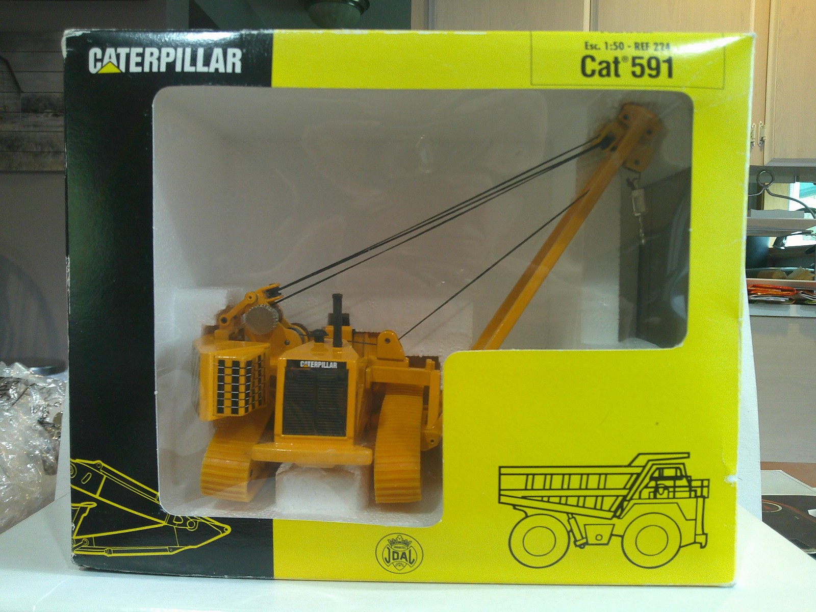 JOAL Caterpillar CAT 591 Pipelayer #224 1:50 scale Fair Box