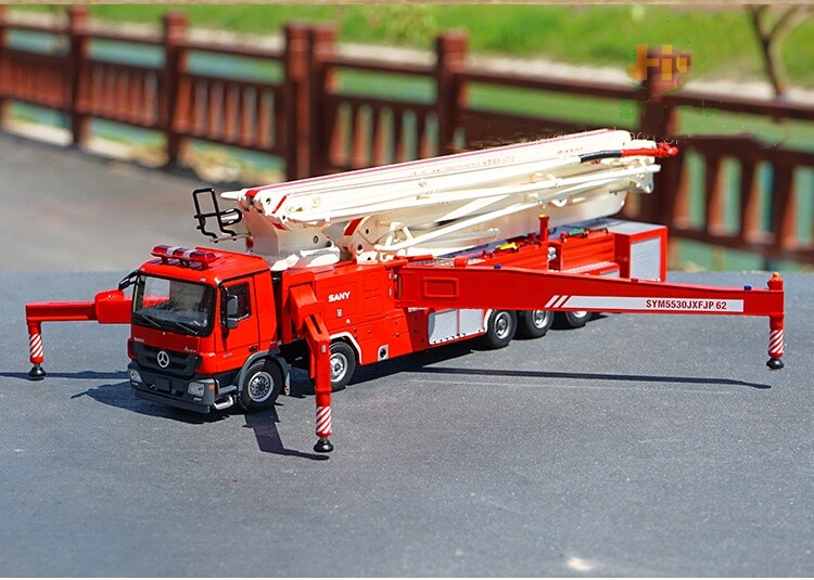 1/50 Scale SANY 62M Water Tower Fire Truck Diecast Model Mercedes Benz Chassis