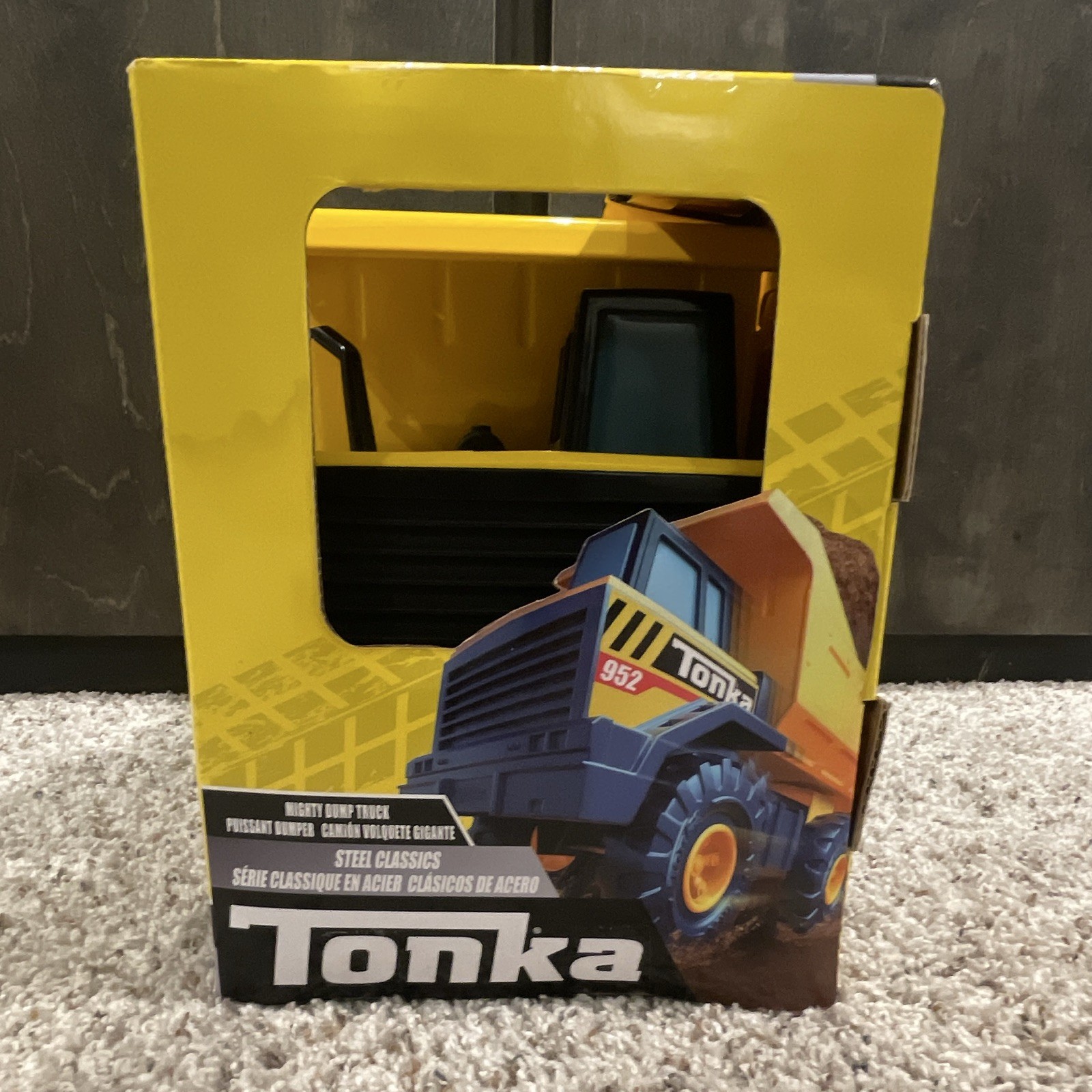 Tonka Steel Classics 952 Mighty Dump Truck Metal Yellow/Black Unopened Box